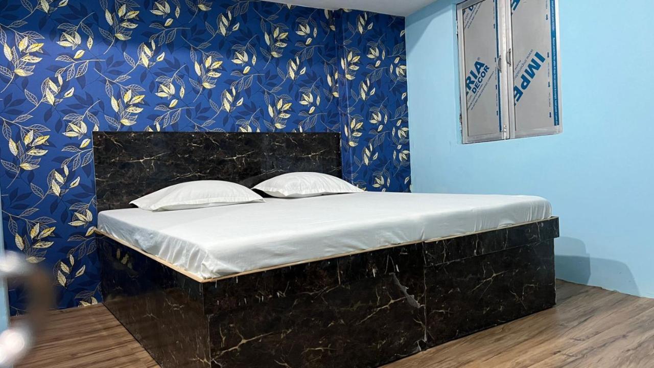 Krishna P. Guest House Váránaszi Kültér fotó